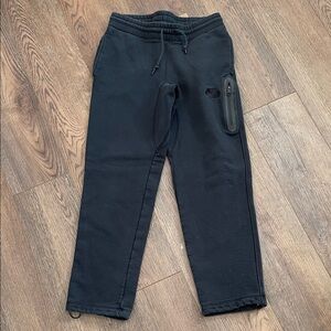 Nike Men's Black Joggers with Side Pocket